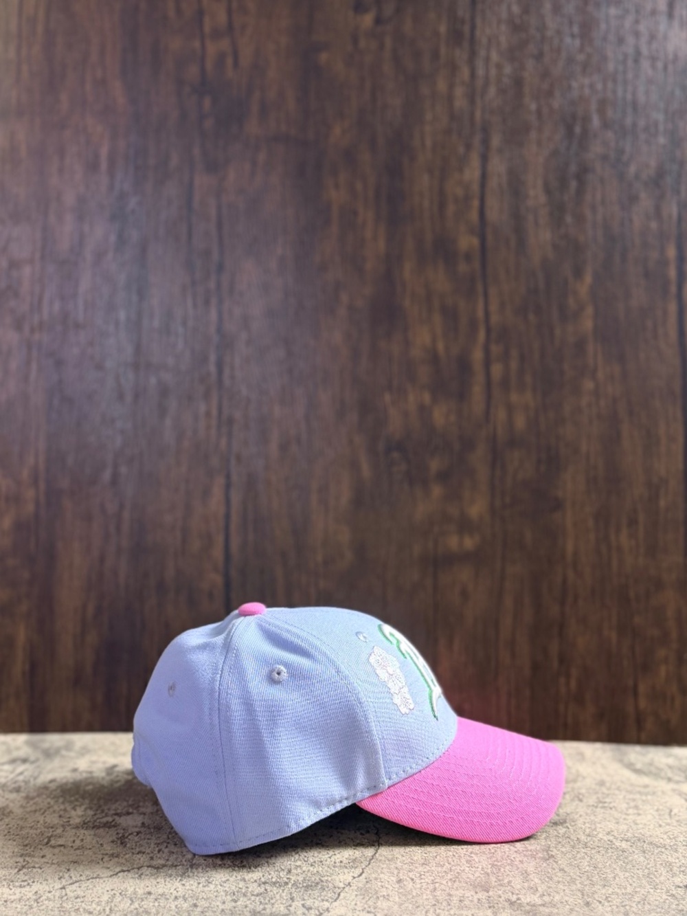 New Era 9FORTY Low Profile Oakland A’s Floral Blue Pink Snapback OSFA - Picture 2 of 9